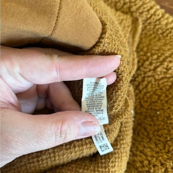 Aerie tan oversized faux Sherpa pullover with buttons size large - Picture 4 of 7